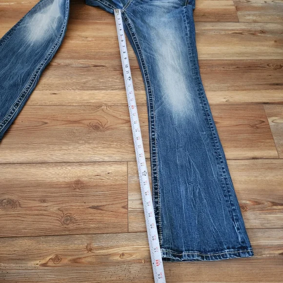 Miss Me Jeans Womens 28 Blue Low-Rise Easy Boot Embellished Denim Cross Y2K - Picture 14 of 14